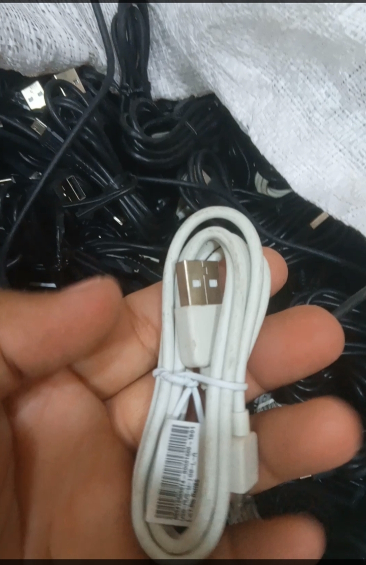 Stock lot V8 mix cable