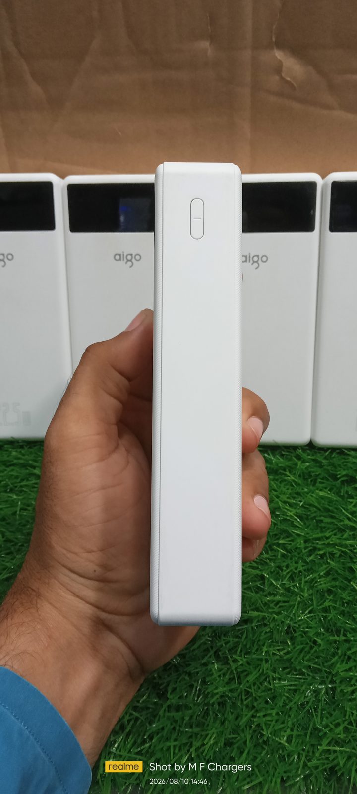 Aigo power bank slim side profile M F Chargers