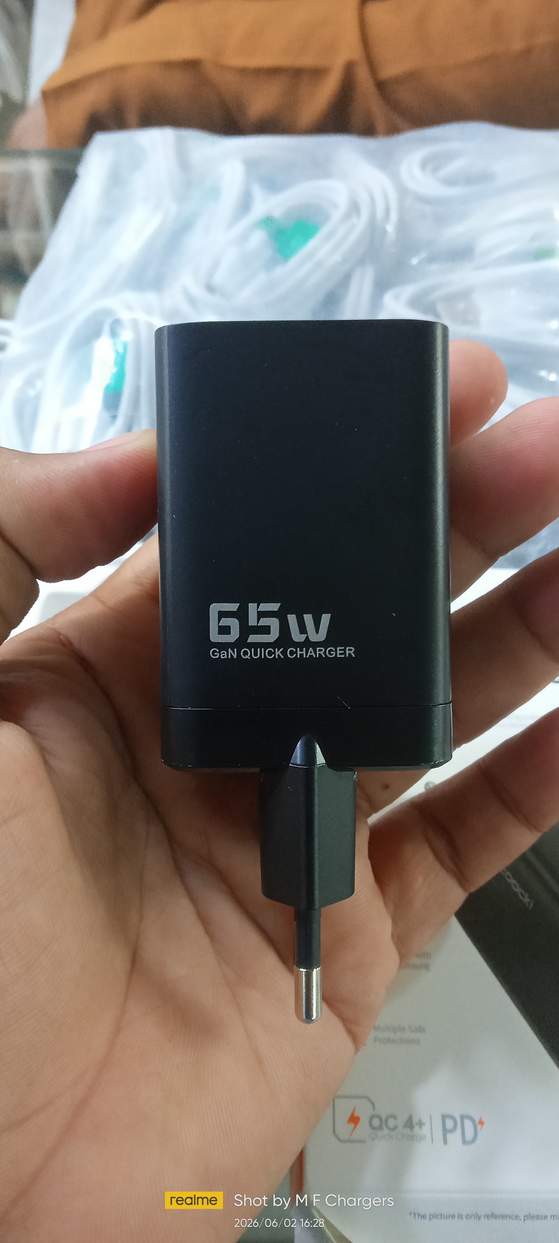 Toocki 65W GaN Quick Charger Premium Multi Protocol Adapter Close Up