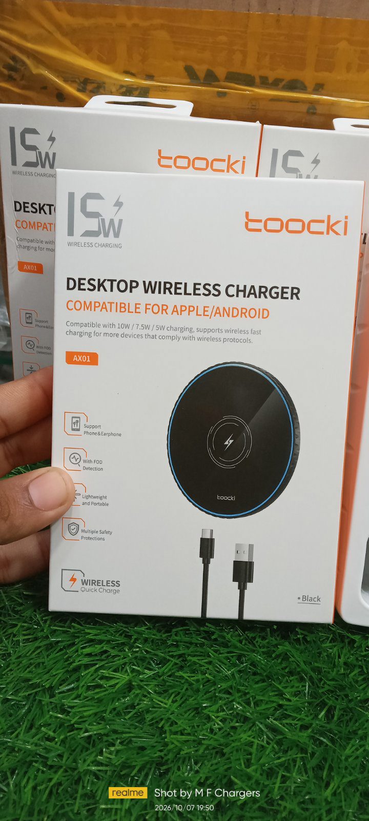 Toocki 15W Desktop Wireless Charger Fast Charging Stand for Apple & Android