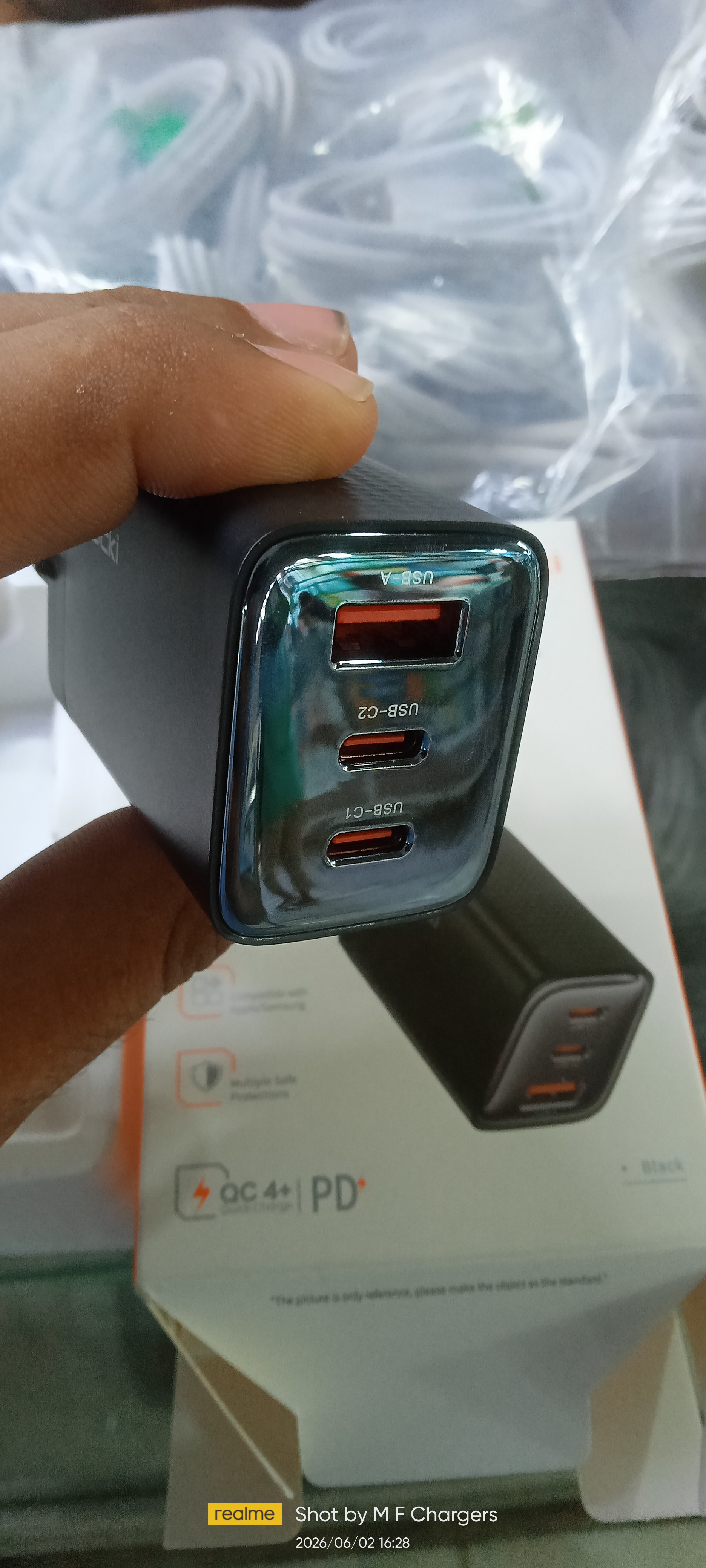 Toocki 65W GaN Charger 3 Ports Interface 2 Type C and 1 USB A Ports View