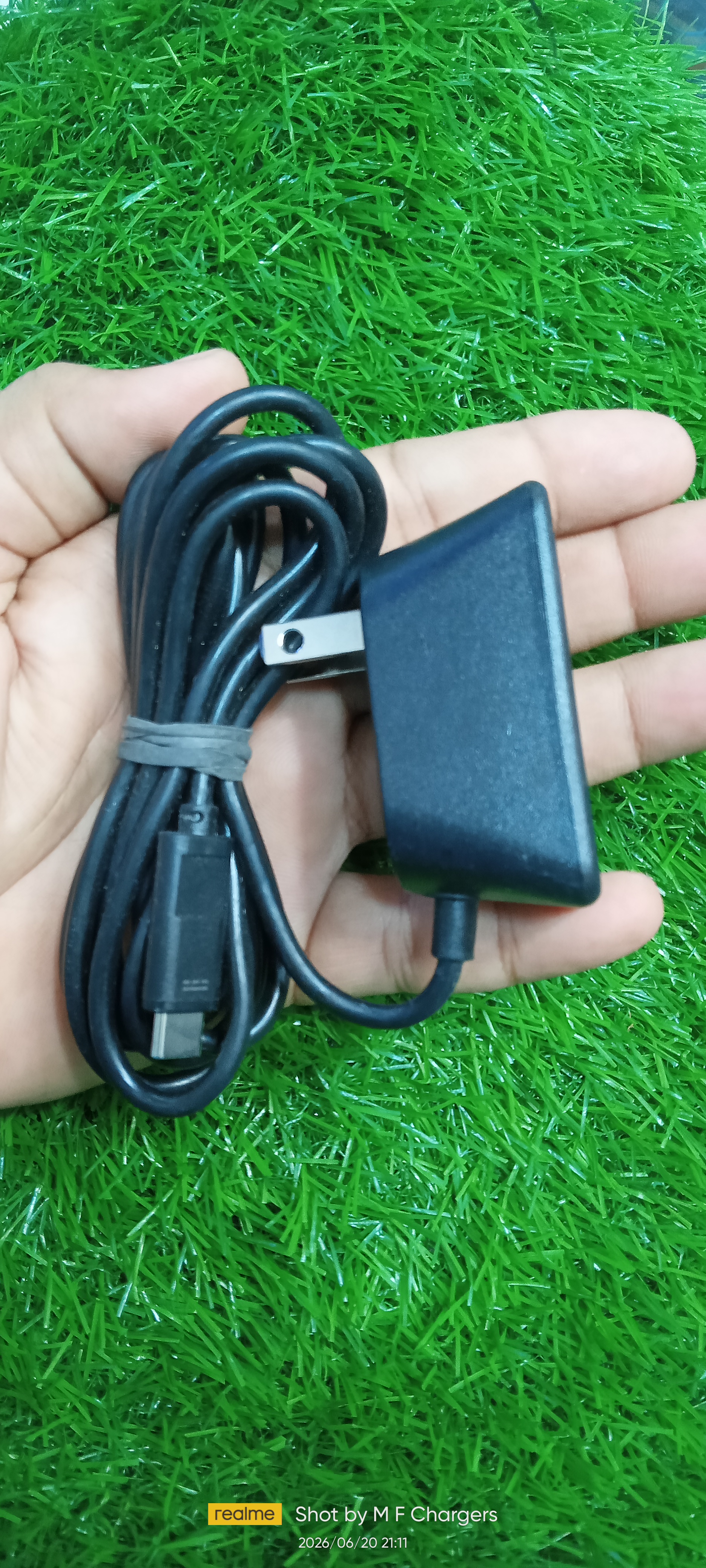 High-speed charger for Pixel and Moto - M F Chargers Saddar