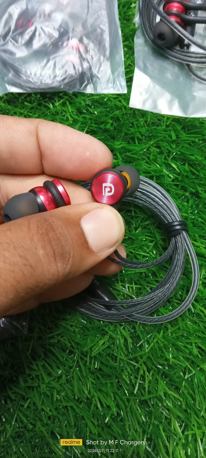 Protronic i120 earphone red metallic premium finish high bass drivers by M F Chargers
