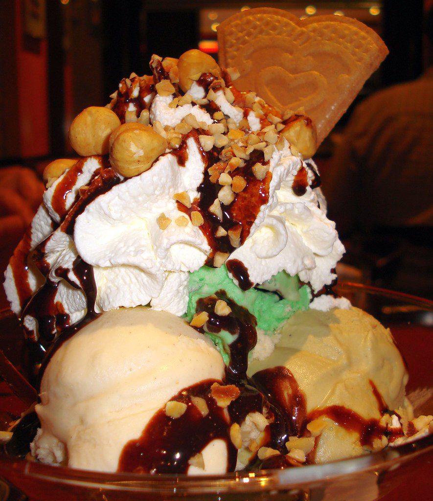 Vanilla Ice Cream Scoop