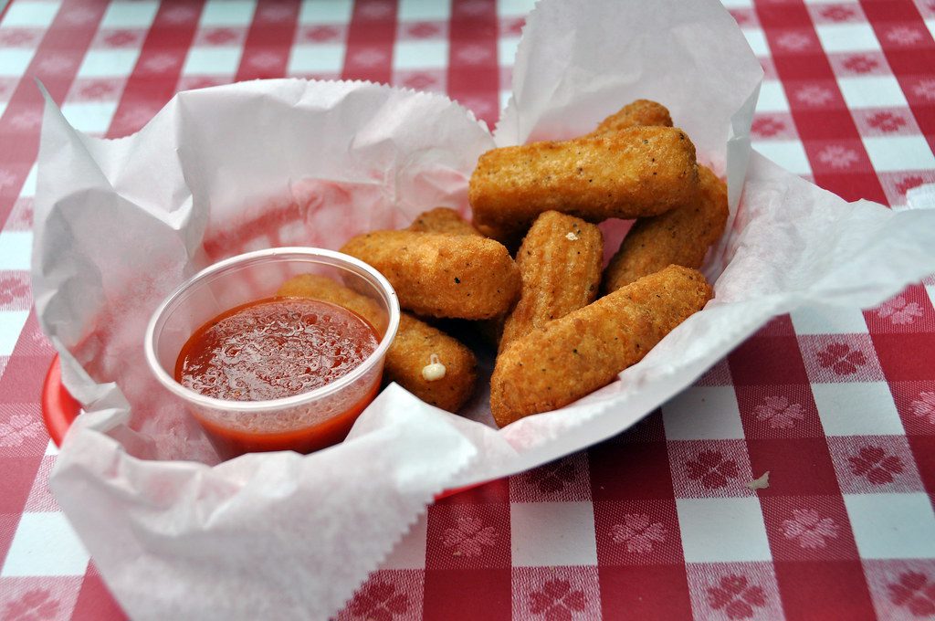 Mozzarella Sticks (6)