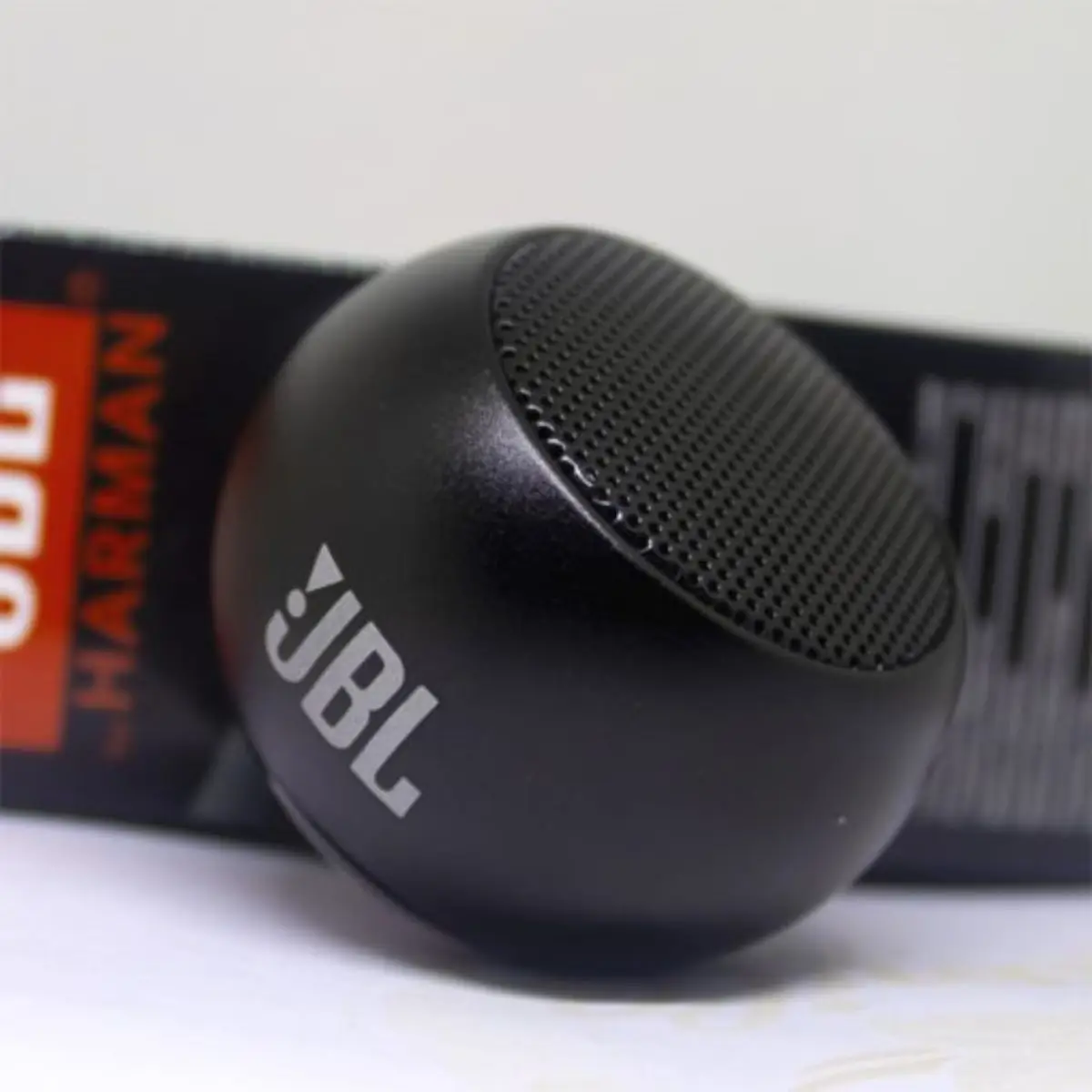 JBL Flip 6 Bluetooth Speaker