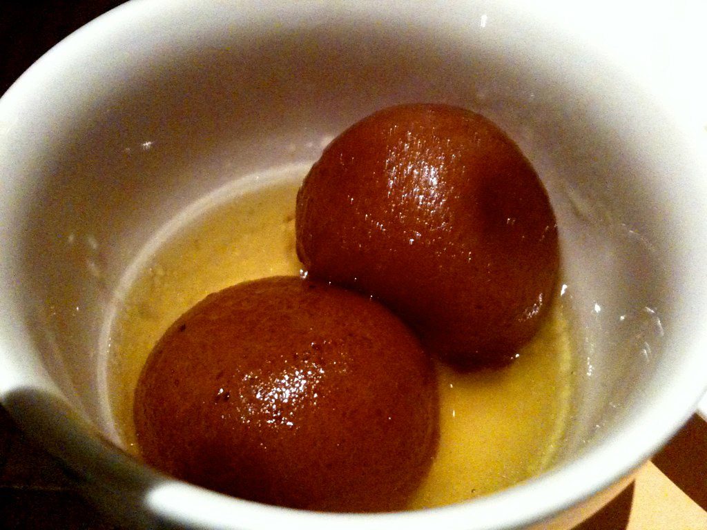 Gulab Jamun (2 pcs)