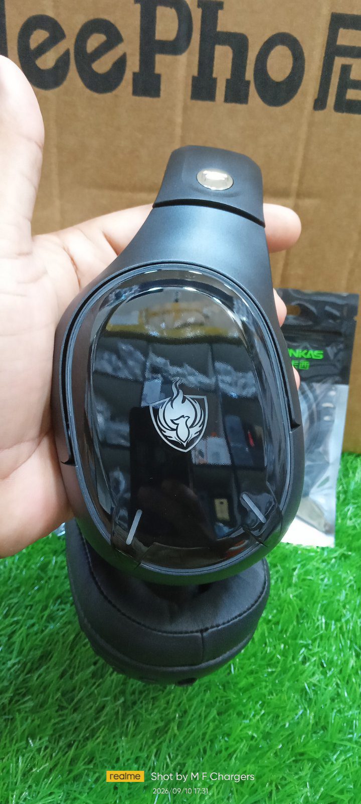 Phoinkas Q6S RGB lighting ear cup close up - M F Chargers