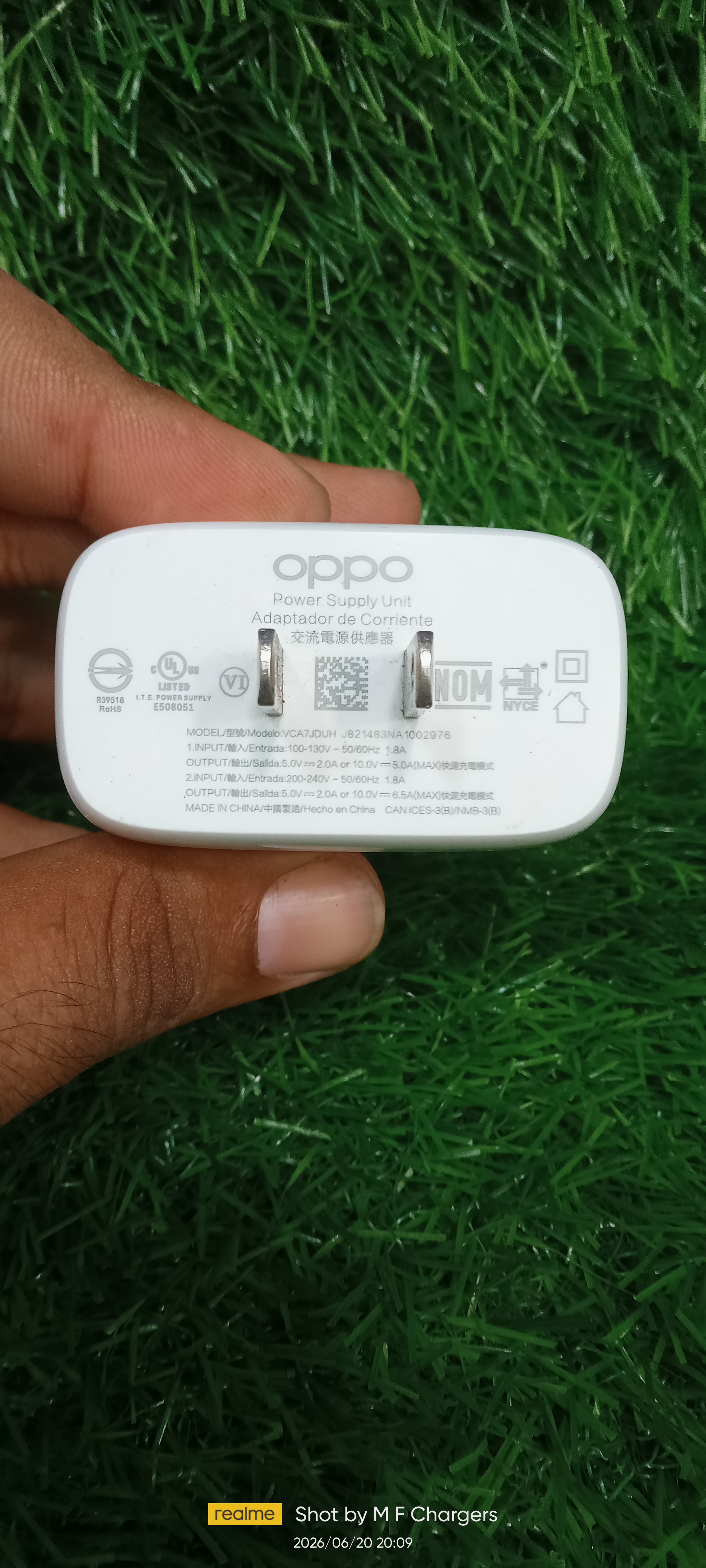 OPPO 65W Power Supply Unit Model Specifications and Serial Number View