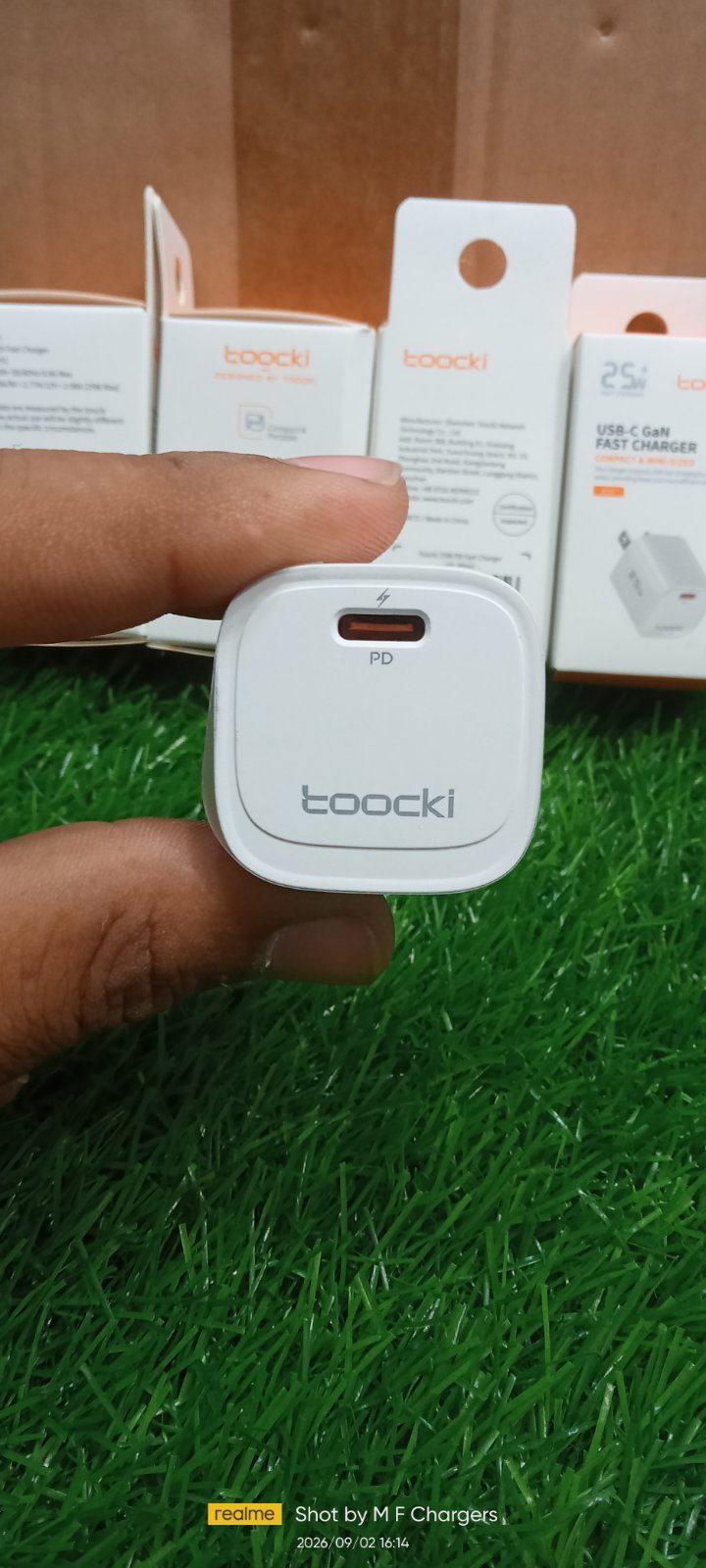 Toocki 25W GaN fast charger Type-C port front view - M F Chargers
