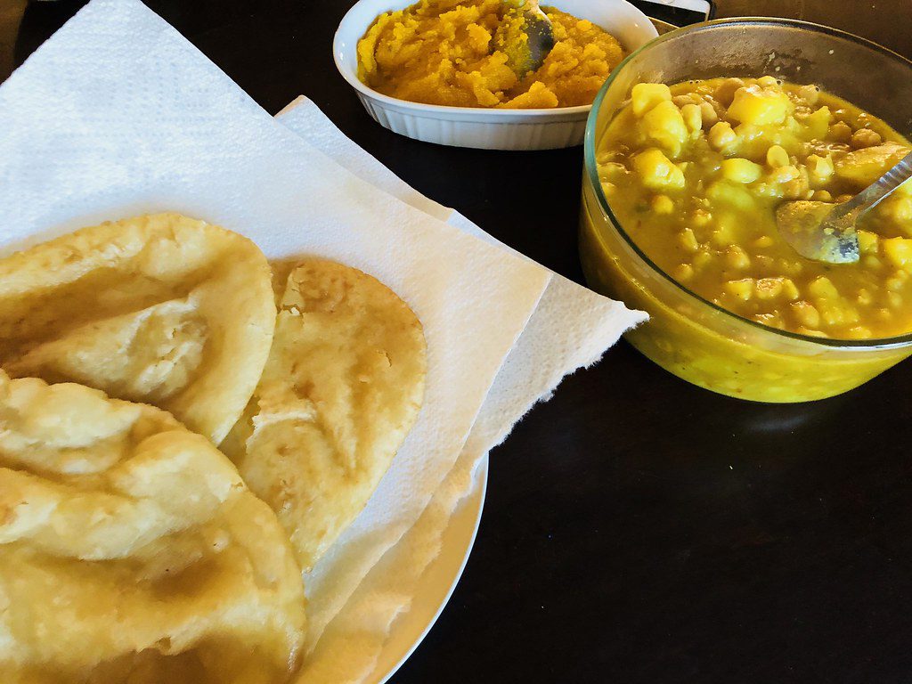 Halwa Puri (2 pcs)